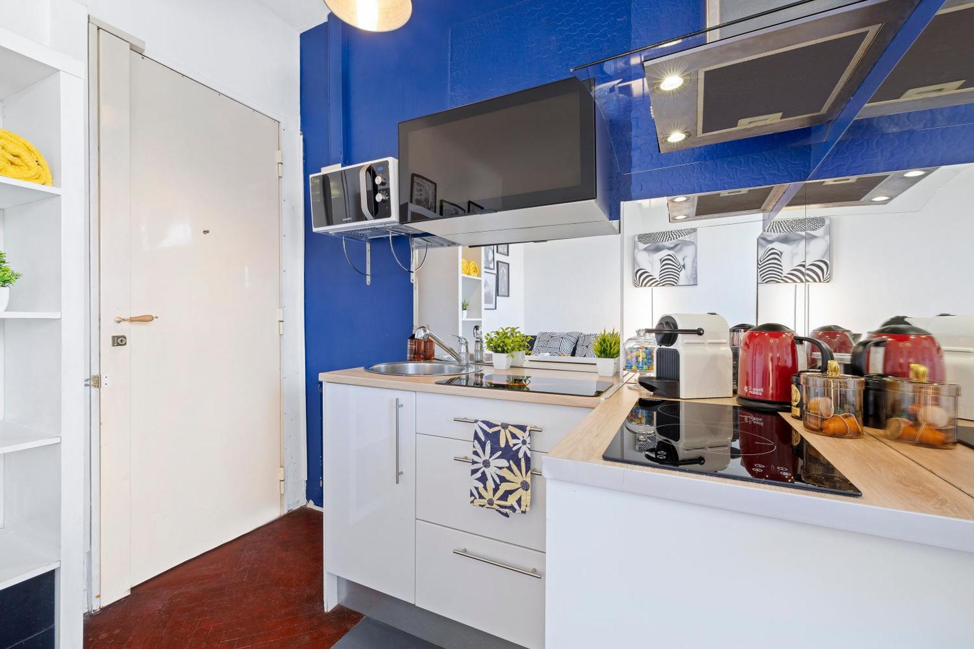 Center - Balcony Quiet - Air Conditioner - Kitchen - Wifi - Tram 니스 외부 사진