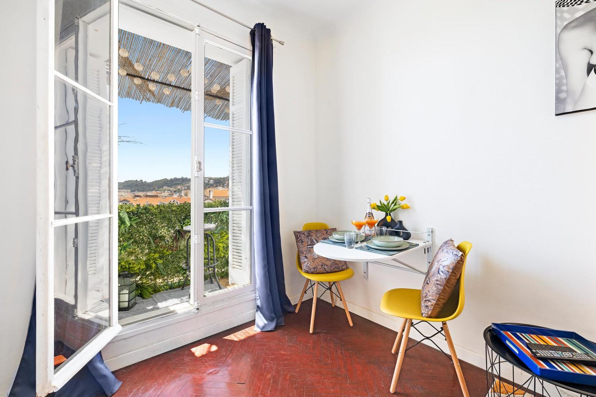 Center - Balcony Quiet - Air Conditioner - Kitchen - Wifi - Tram 니스 외부 사진