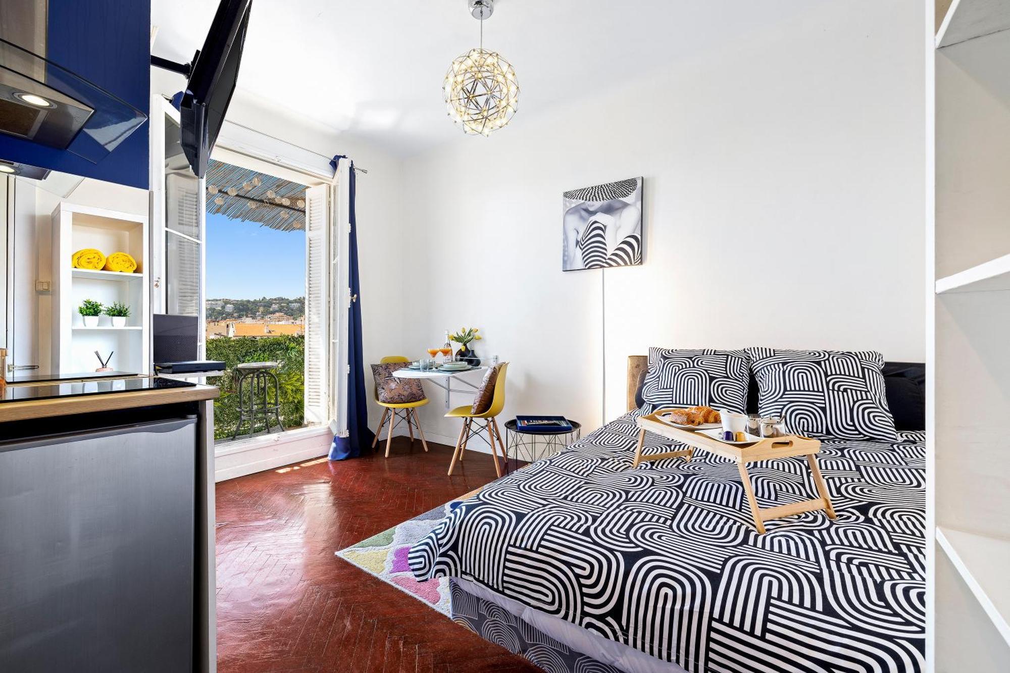 Center - Balcony Quiet - Air Conditioner - Kitchen - Wifi - Tram 니스 외부 사진